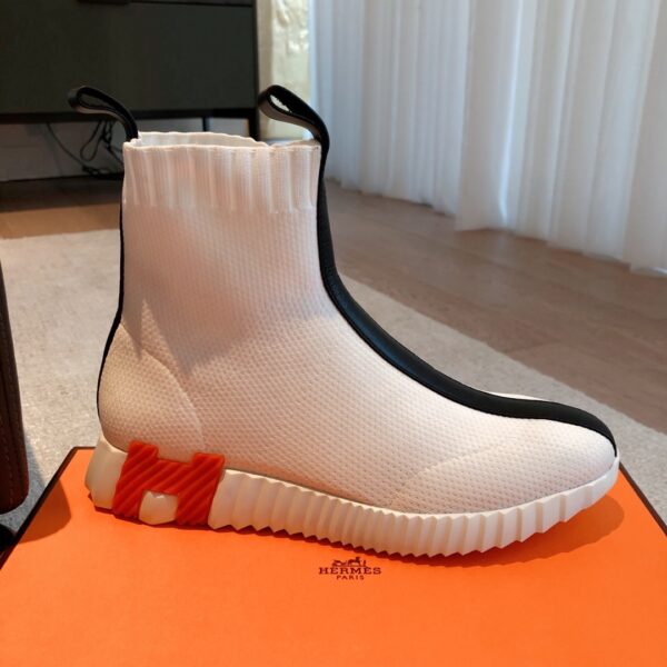 Hermes Classic Couple's Breathable Fabric High Top Casual Sport Shoes - Image 4