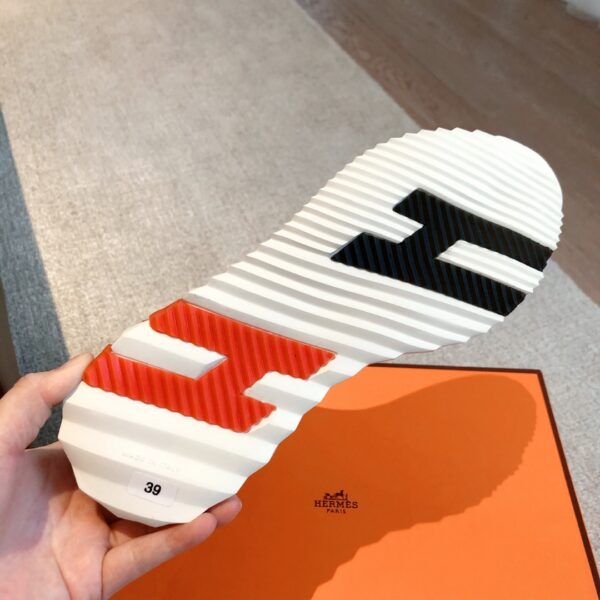 Hermes Classic Couple's Breathable Fabric High Top Casual Sport Shoes - Image 9