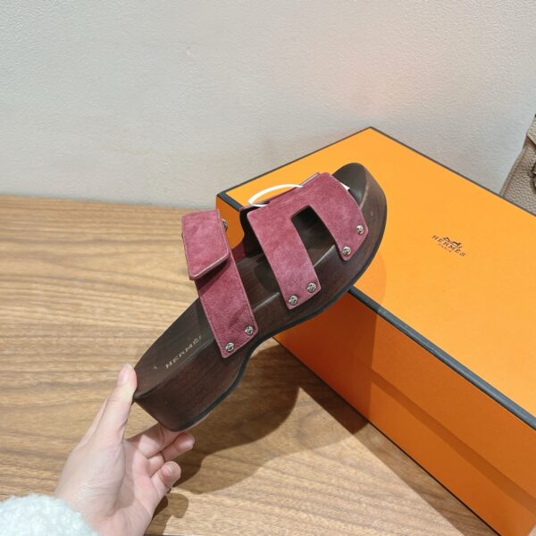 Hermes Couple's Spring And Summer Color Wooden Bottom Slippers - Image 6
