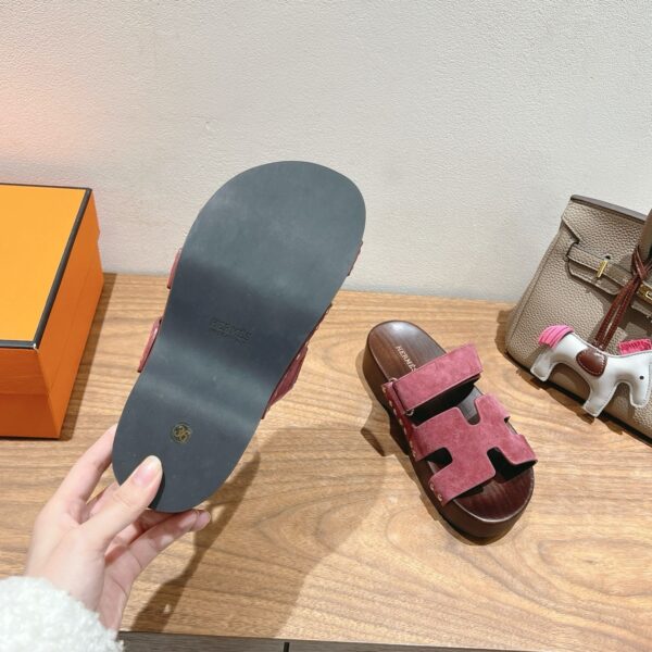 Hermes Couple's Spring And Summer Color Wooden Bottom Slippers - Image 9
