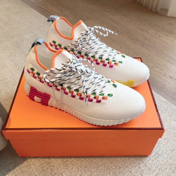 Hermes Classic Couple's Breathable Fabric Casual Shoes - Image 2