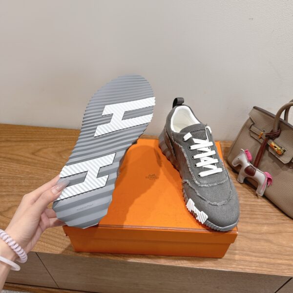 Hermes Classic Couple's Denim Casual Sport Shoes - Image 9