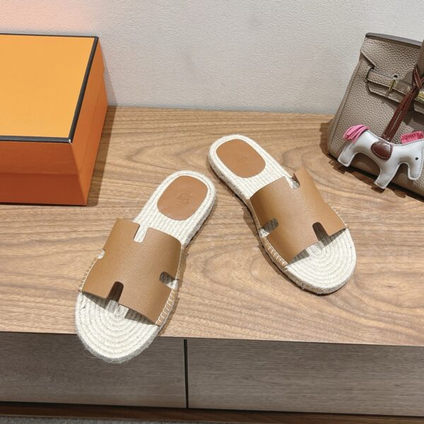 Hermes Spring And Summer Color S25s Fisherman Men's Slippers - Image 4