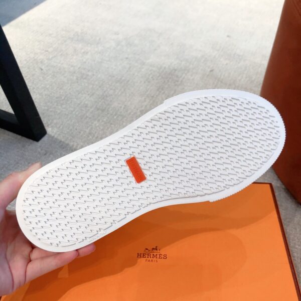 Hermes New Cowhide Leather Casual Sport Shoes For Couple - Image 9