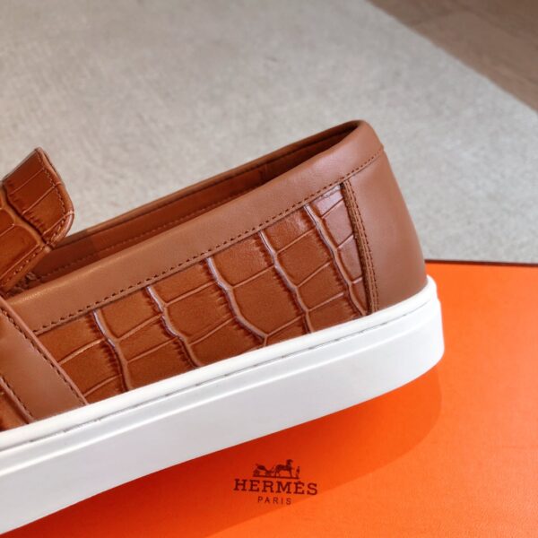 Hermes Couple's Crocodile Patterned Cowhide Leather Casual Sport Shoes - Image 7