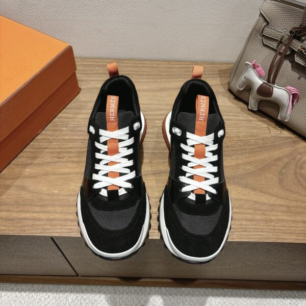 Hermes Autumn And Winter Breathable Fabric And Cowhide Leather Sport Shoes - Image 3