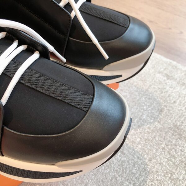 Hermes Classic Couple‘s Canvas And Cowhide Leather Dad Shoes - Image 6