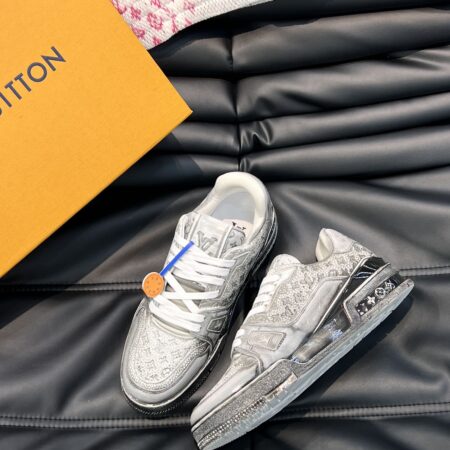 Louis Vuitton Trainer Washed Gradient Cowhide Leather Sports Shoes