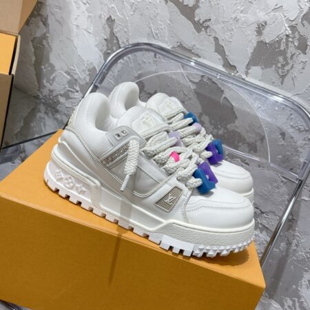 Louis Vuitton Trainer DIY Button Cowhide Sports Bread Shoes