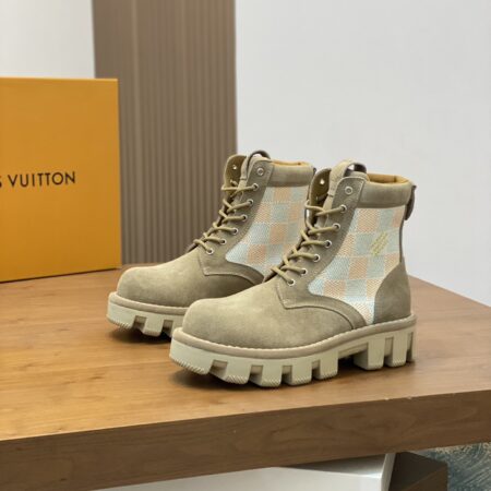 Louis Vuitton Checker Men's Suede Cowhide Leather Flat Boots