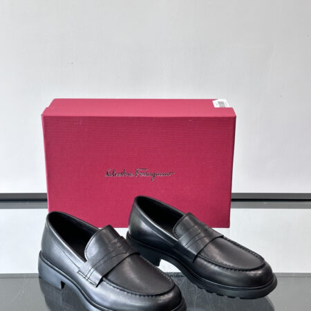 Salvatore Ferragamo Men's Calf Leather Dress Shoes