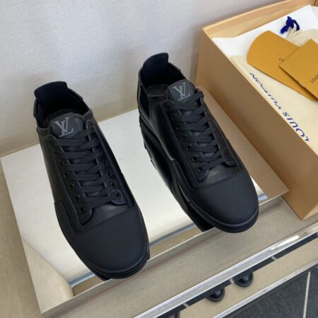 Louis Vuitton Men's Fashion Classic Skateboarding Shoes
