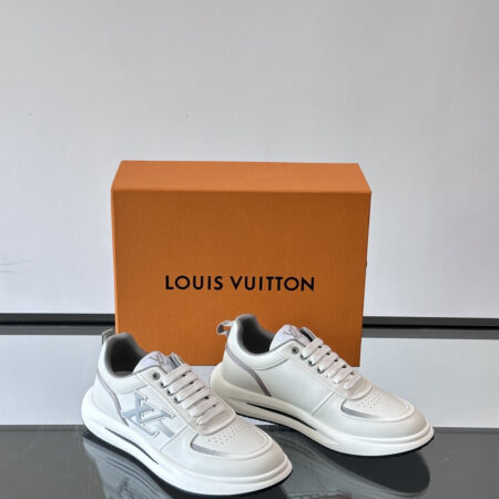 Louis Vuitton Men's Low Cut Classic Casual Sneakers